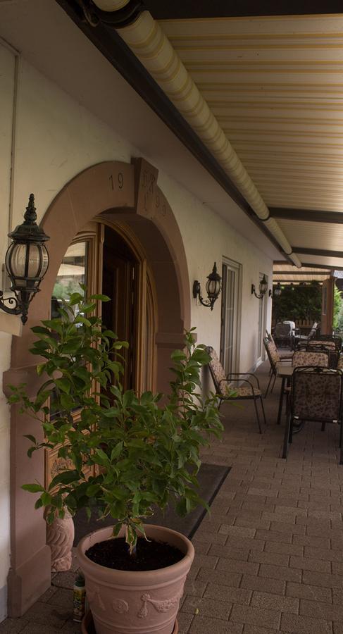 Gaestehaus Vinetum Altdorf  エクステリア 写真